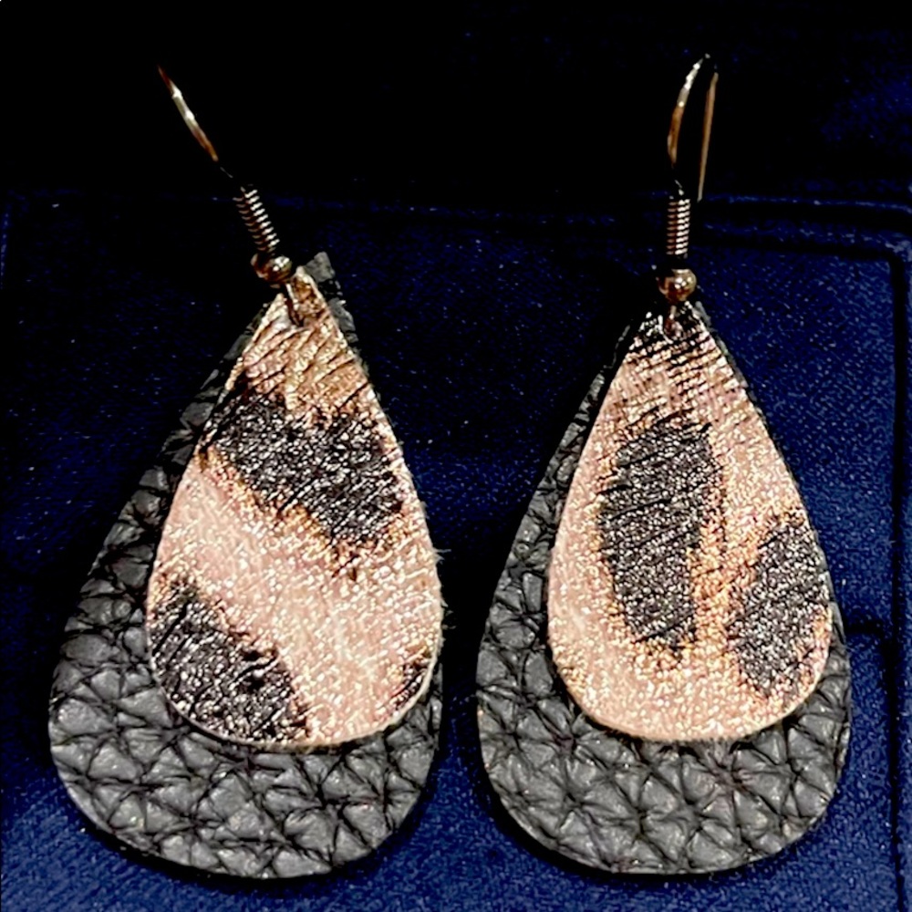 New Black and leopard faux leather earrings